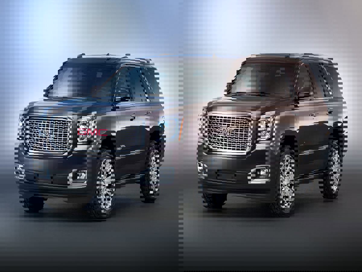 Used 2015 GMC Yukon Denali w/ Touring Package