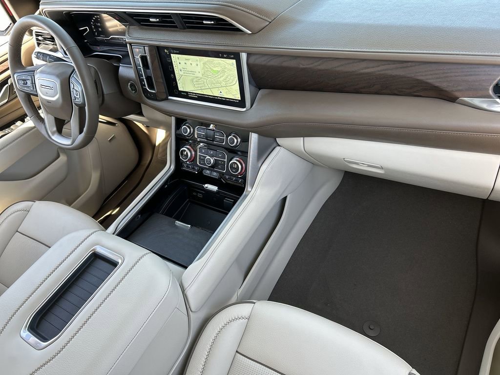 Used 2024 GMC Yukon XL Denali w/ Max Trailering Package image 30
