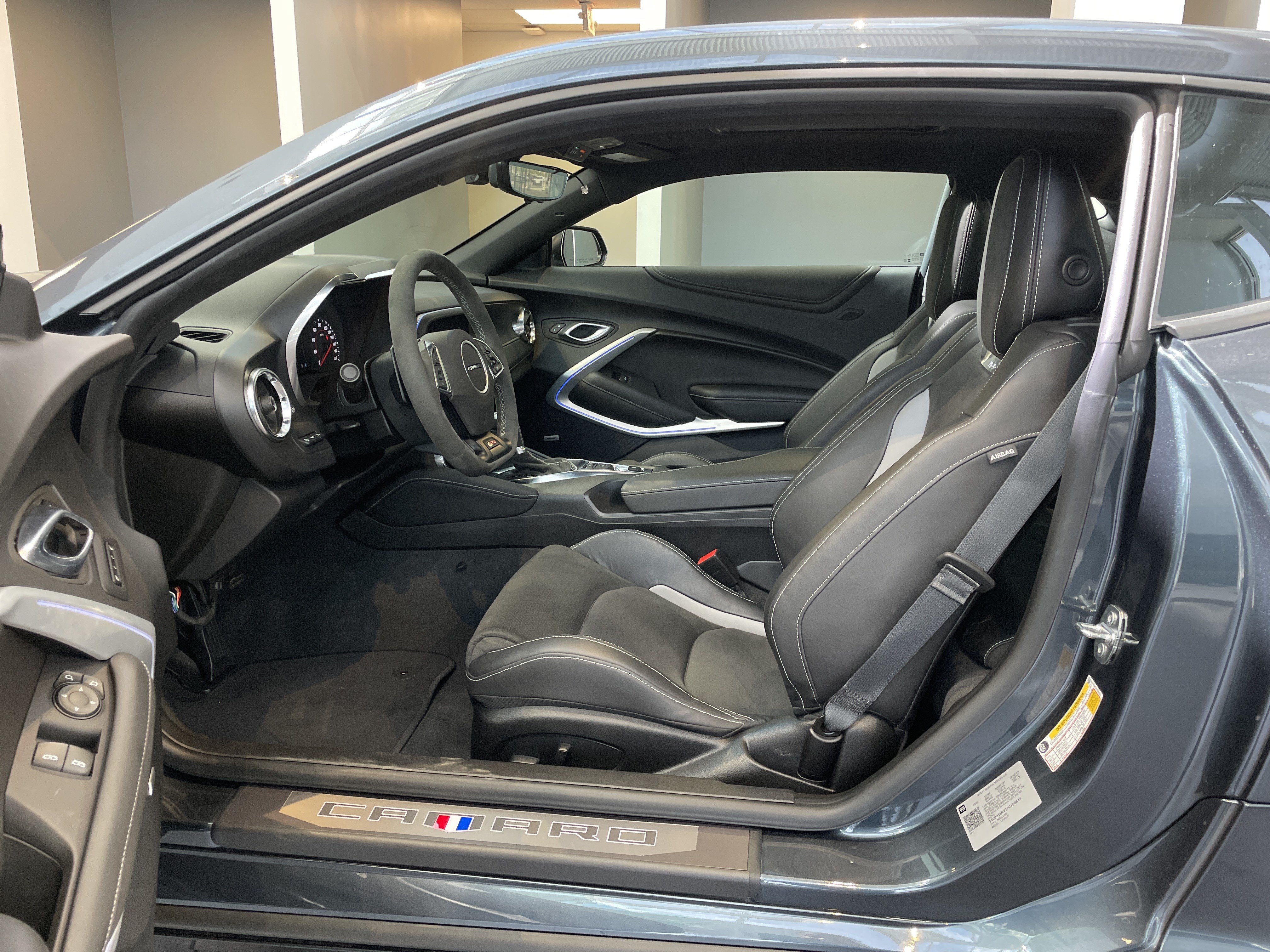 Used 2023 Chevrolet Camaro SS RWD image 20