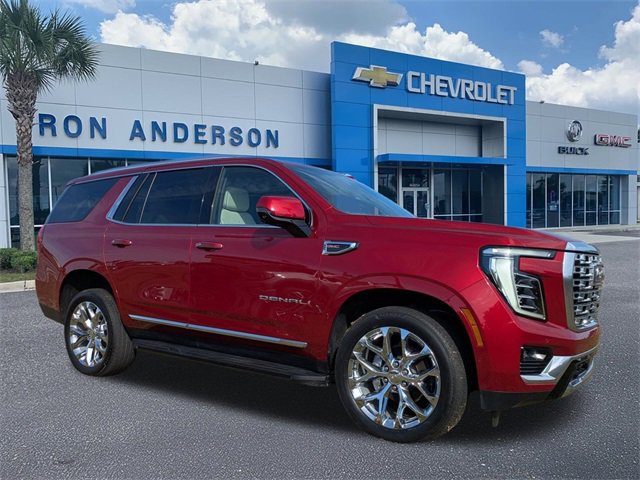 Used 2025 GMC Yukon Denali image 1