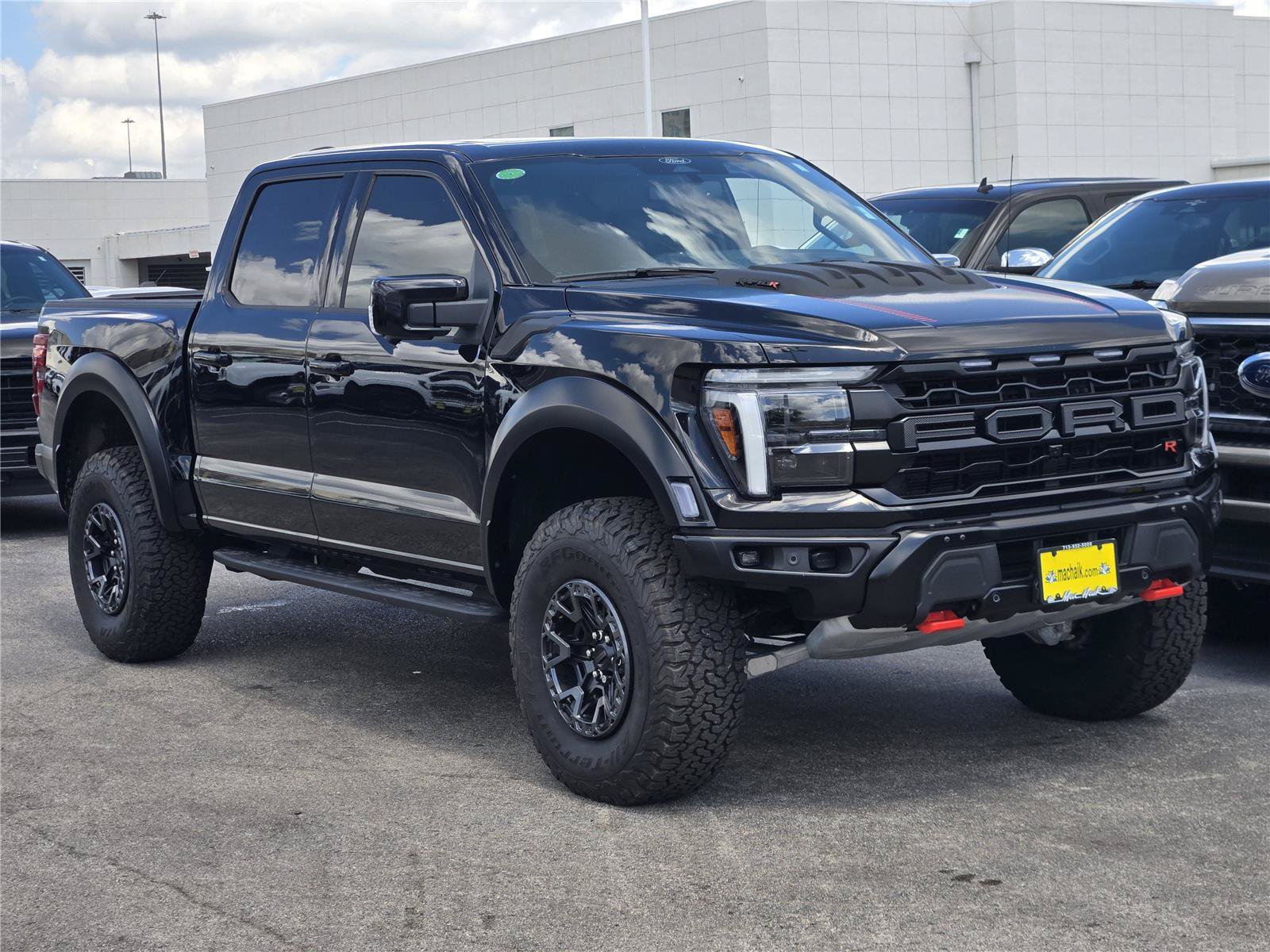 Used 2025 Ford F150 Raptor w/ Equipment Group 803A Raptor R AWD/4WD image 3