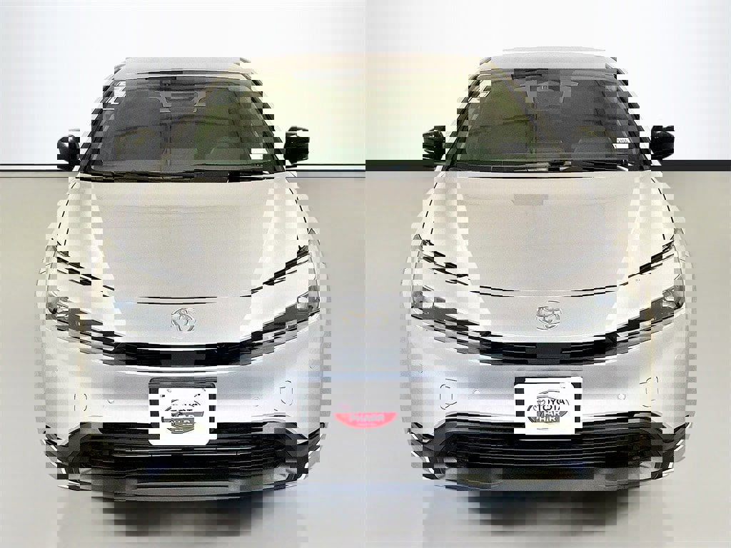 New 2026 Toyota Prius LE image 2