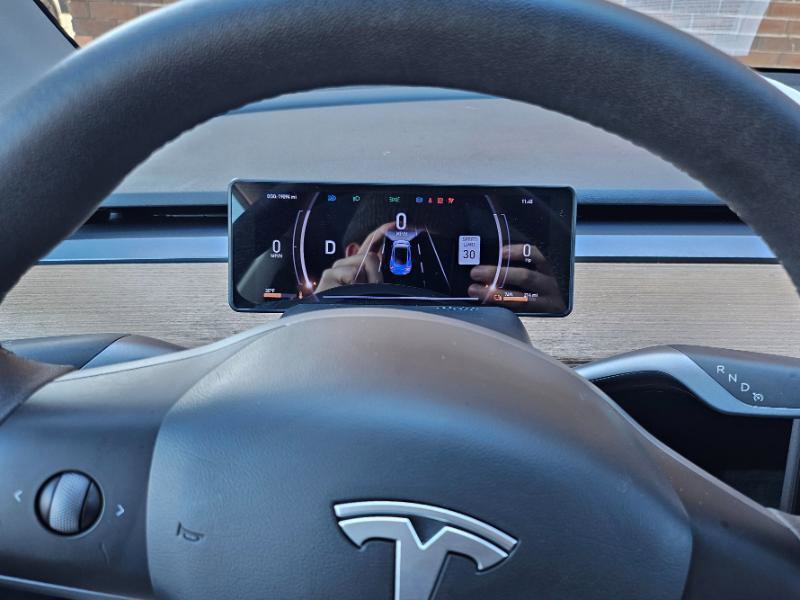 Used 2023 Tesla Model Y Long Range image 33