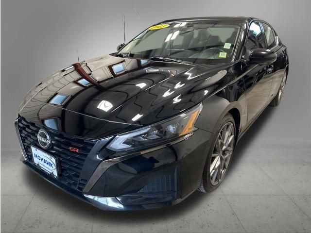 Used 2023 Nissan Altima 2.0 SR