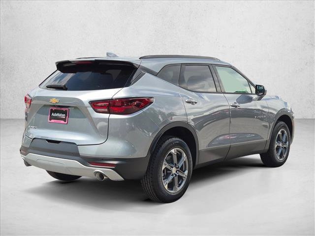 New 2026 Chevrolet Blazer LT w/ Convenience Package FWD image 2