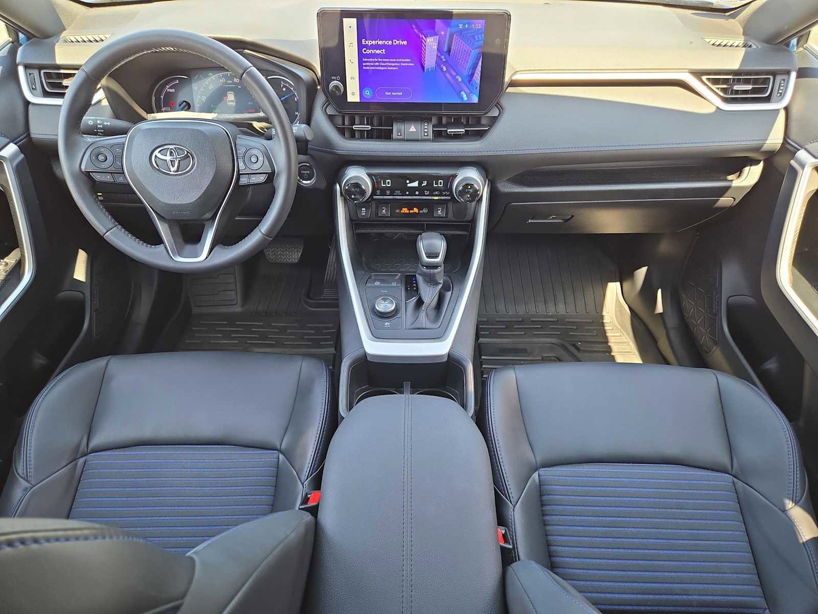 Used 2025 Toyota RAV4 XSE AWD/4WD image 16