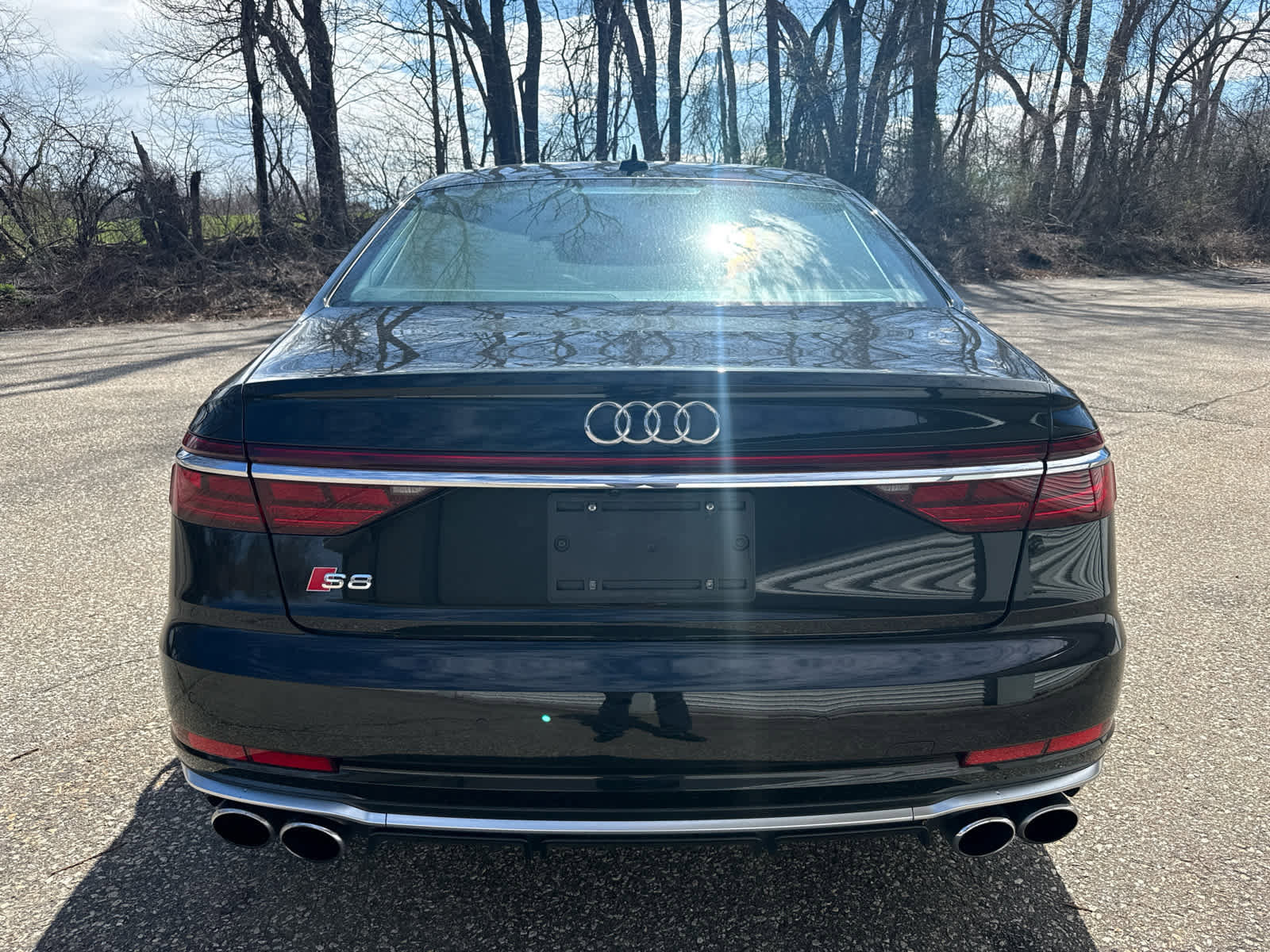 Used 2023 Audi S8 AWD/4WD image 4
