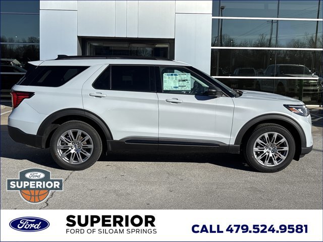 New 2026 Ford Explorer Active w/ Active Comfort Package image 2