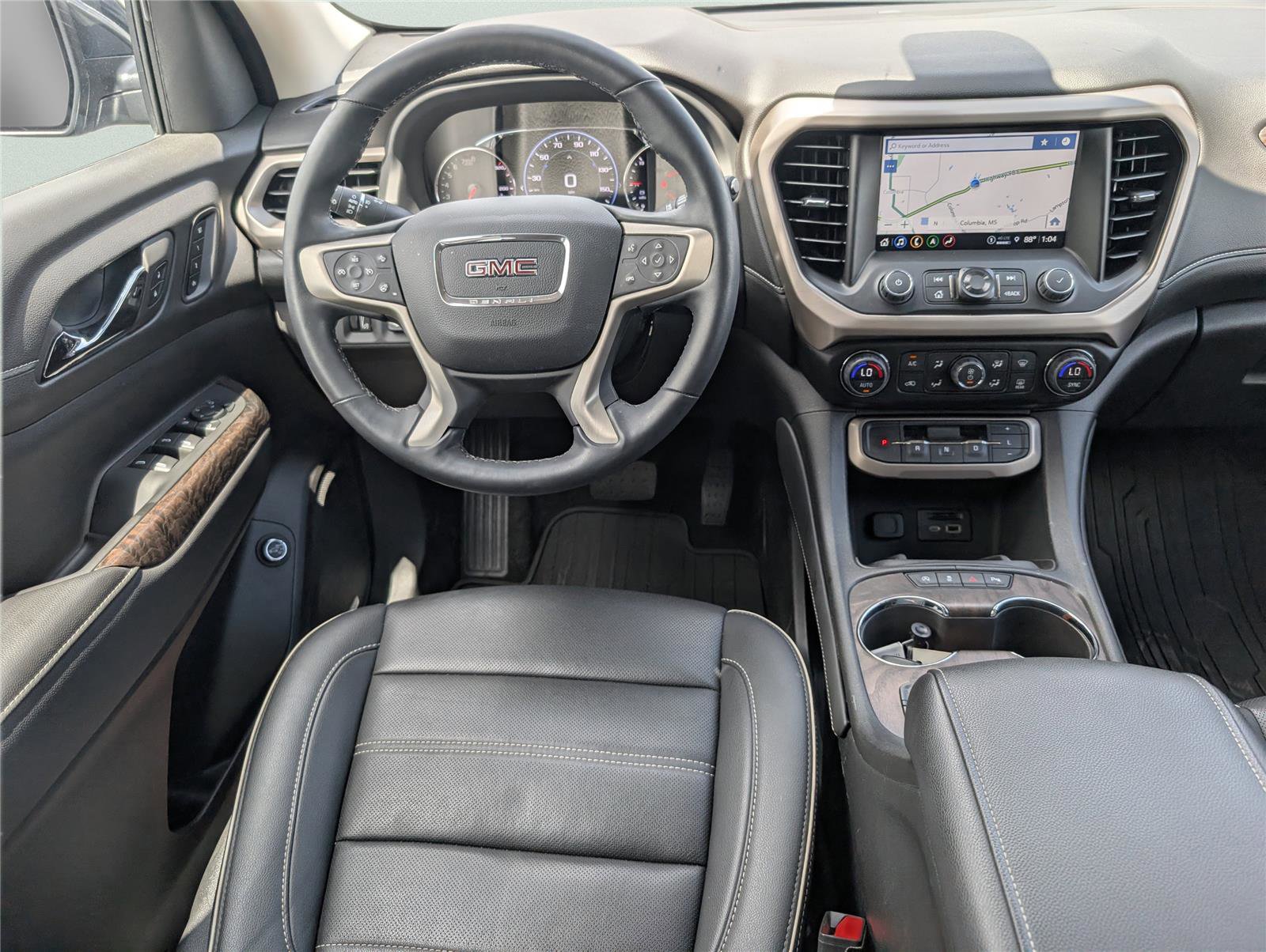 Used 2023 GMC Acadia Denali w/ Denali Ultimate Package FWD image 27