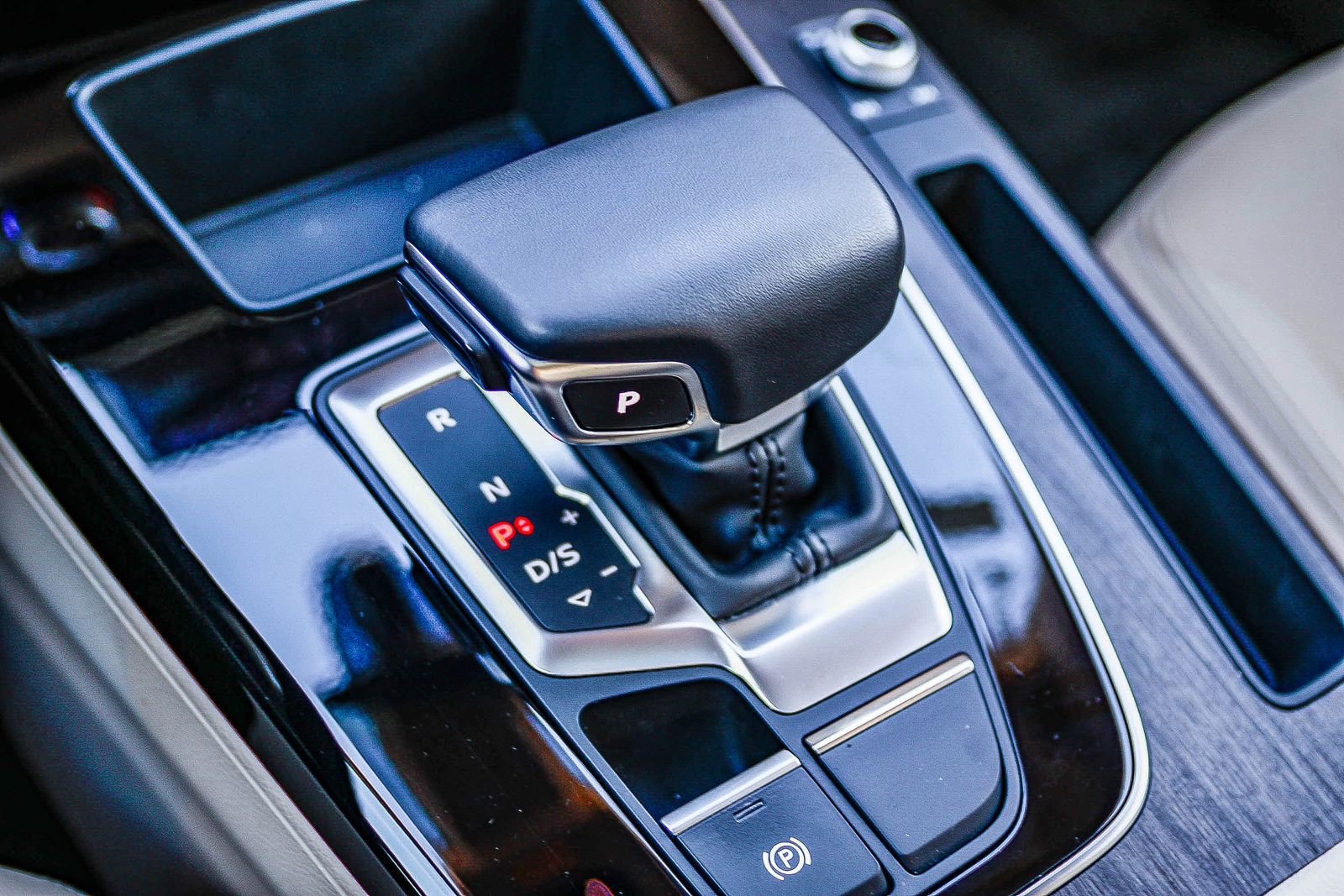 Certified 2023 Audi Q5 2.0T Premium w/ Convenience Package image 25