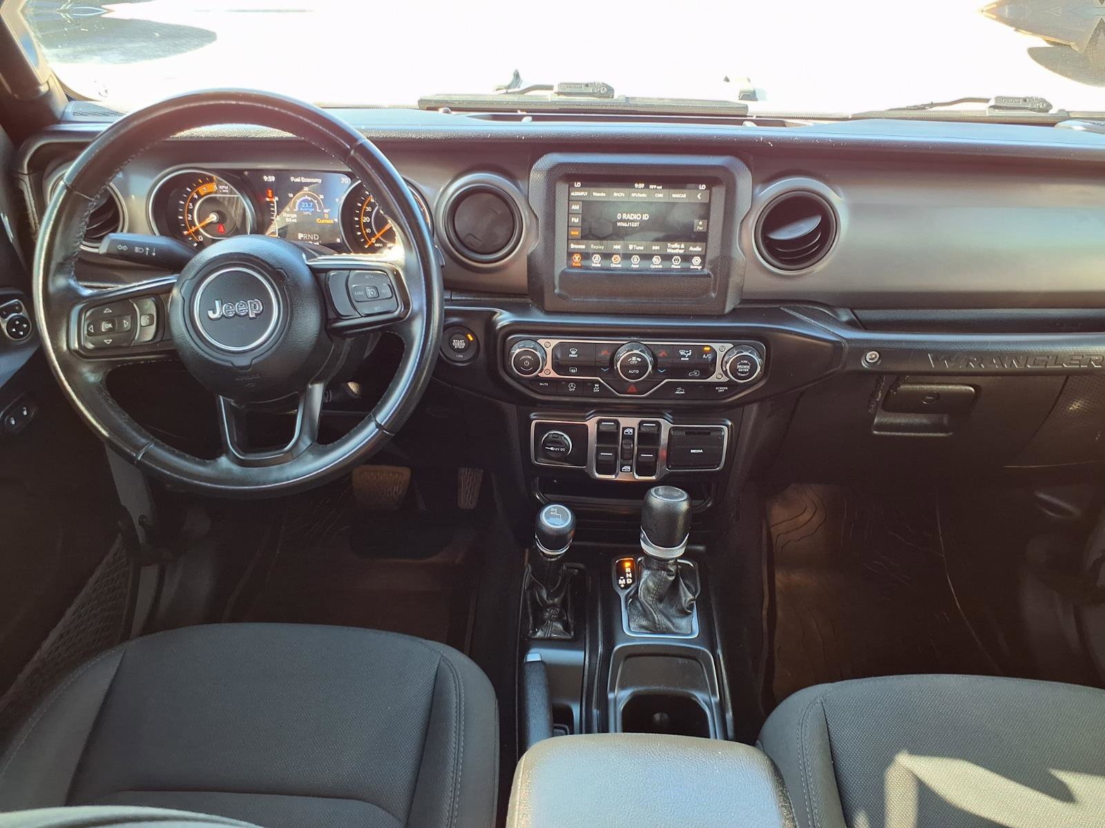 Used 2022 Jeep Wrangler Sport image 4