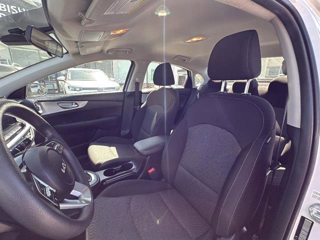 Used 2023 Kia Forte LXS FWD image 13