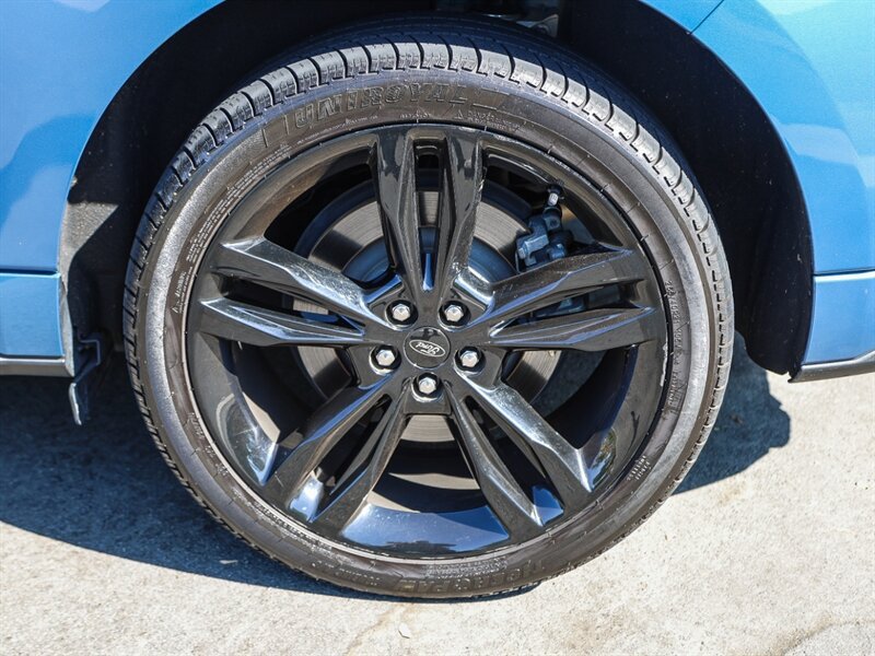 Used 2019 Ford Edge ST w/ Equipment Group 401A AWD/4WD image 13