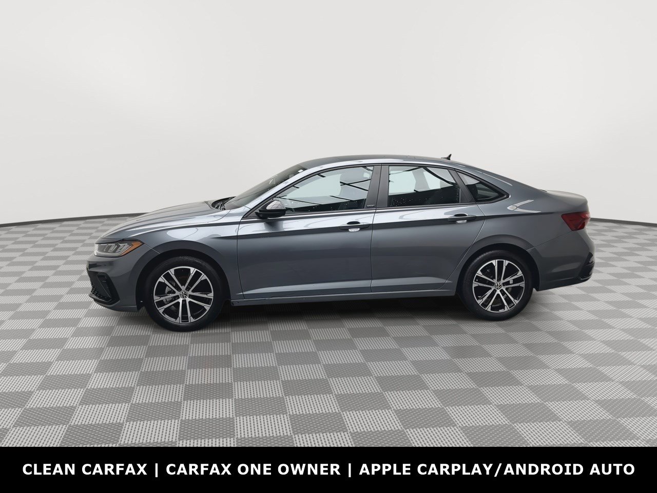 Used 2025 Volkswagen Jetta Sport FWD image 27