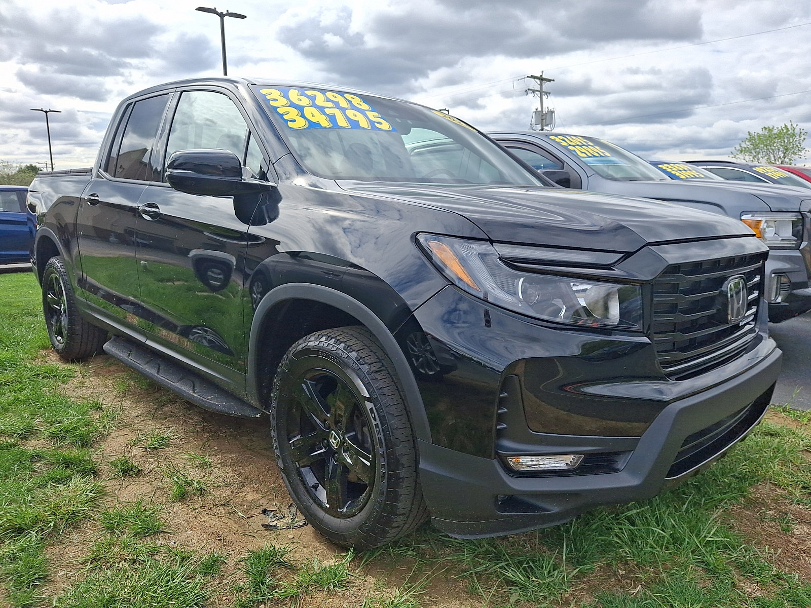 Used 2023 Honda Ridgeline Black Edition image 1