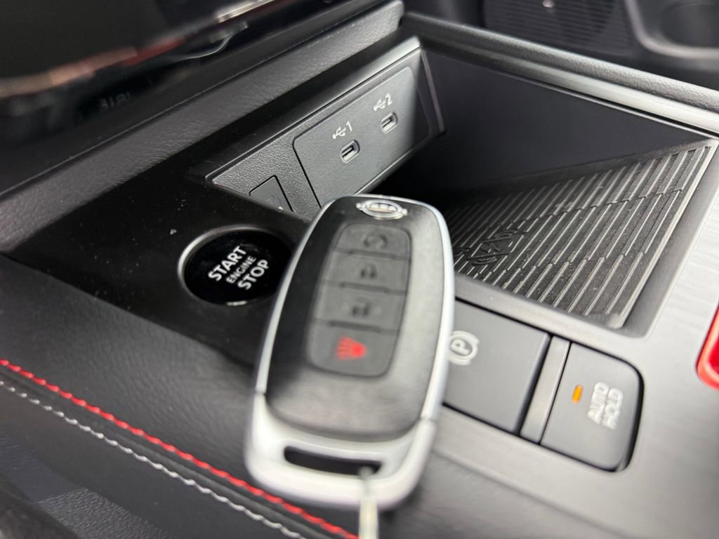 New 2026 Nissan Kicks SR w/ Cold Weather Package image 30