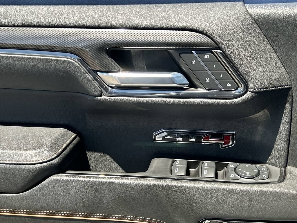 Used 2024 GMC Sierra 1500 AT4 w/ Technology Package AWD/4WD image 23