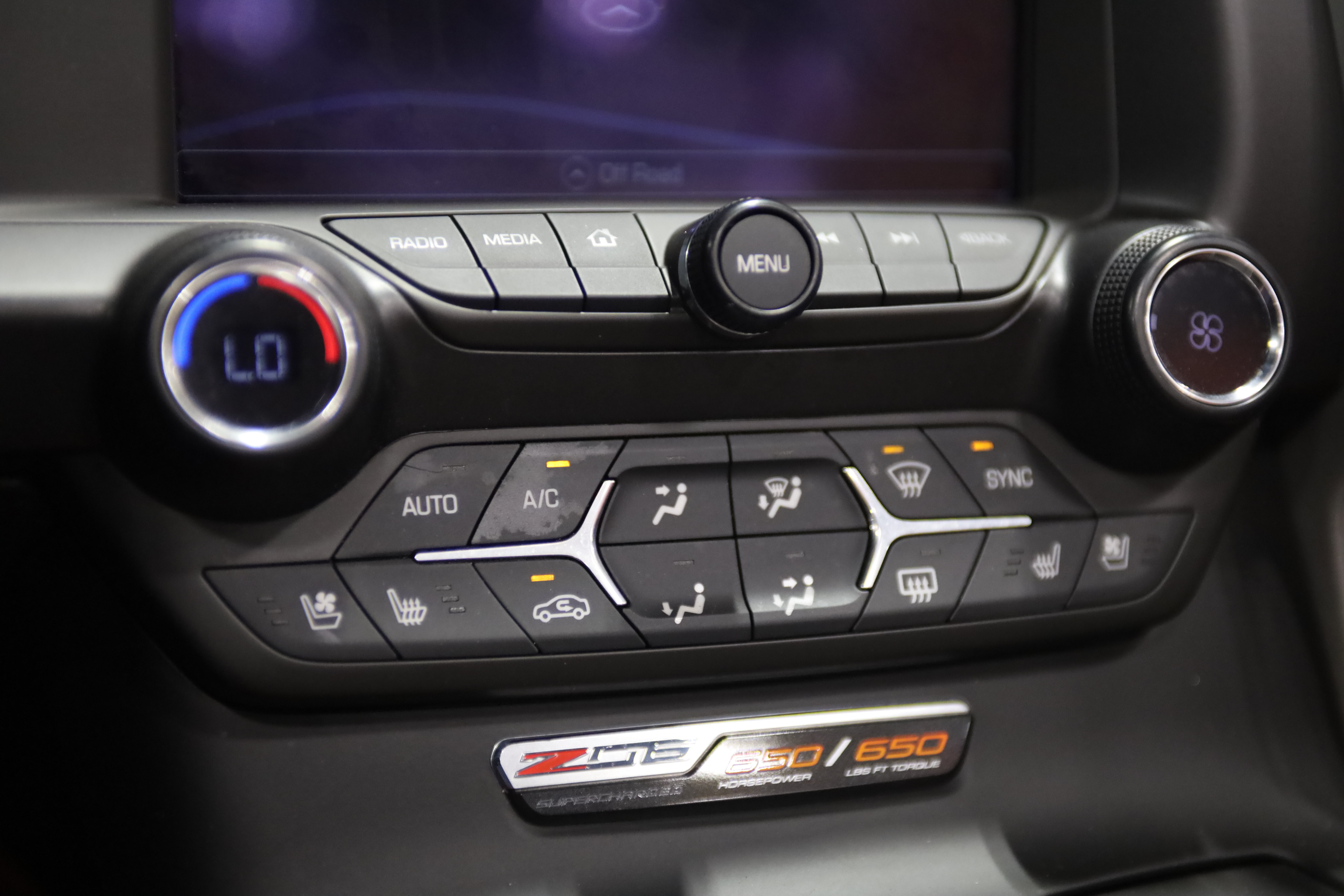 Used 2016 Chevrolet Corvette Z06 w/ 3LZ Preferred Equipment Group RWD image 36