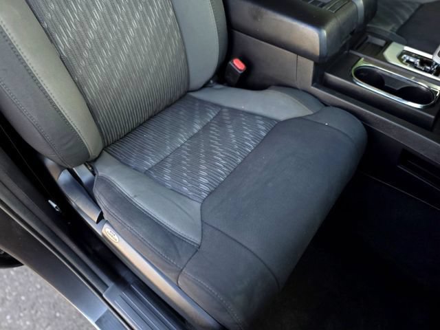 Used 2020 Toyota Tundra SR5 w/ SR5 Upgrade Package AWD/4WD image 44