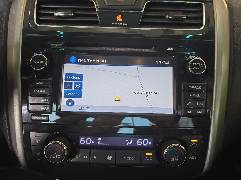 Used 2015 Nissan Altima 2.5 SV w/ Convenience Package FWD image 21