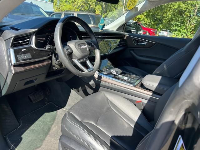 Used 2022 Audi Q8 Premium Plus w/ Premium Plus Package image 10