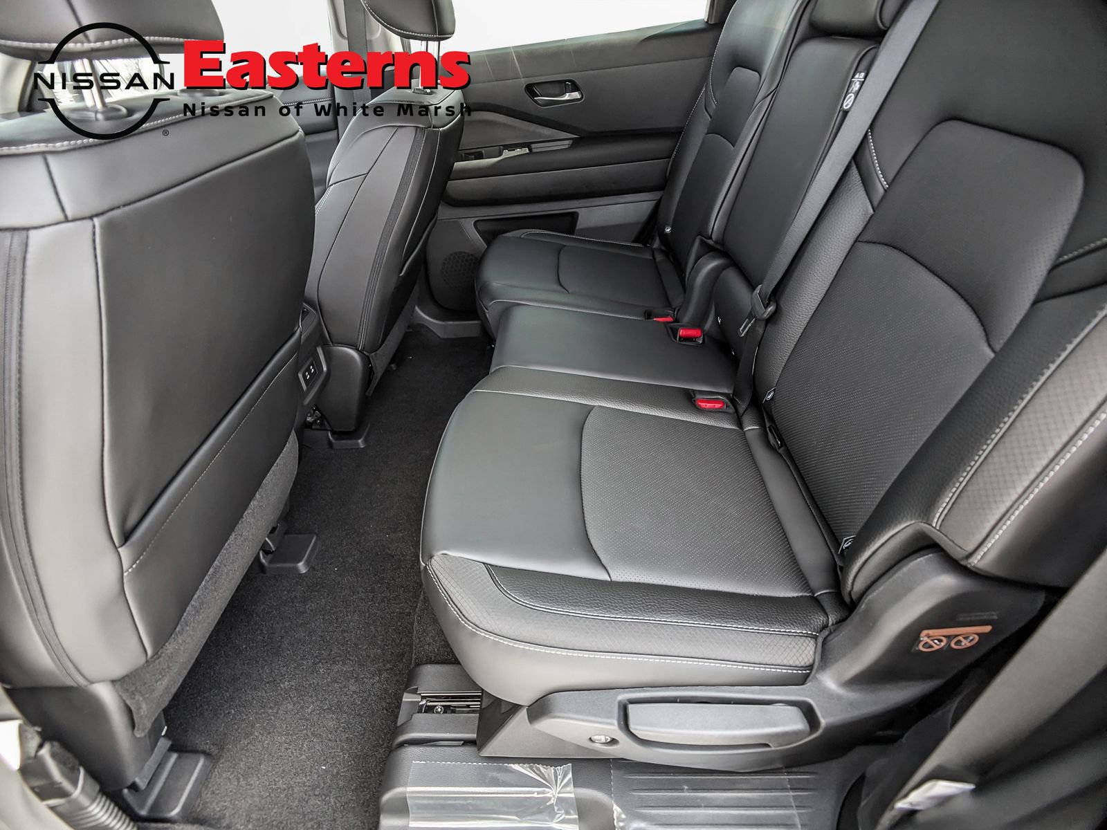 New 2026 Nissan Pathfinder SL image 21