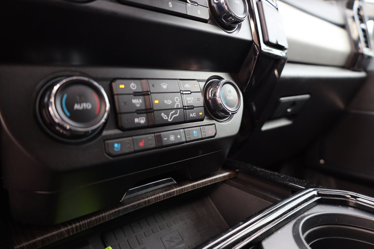 Used 2021 Ford F350 Lariat w/ Lariat Ultimate Package image 53