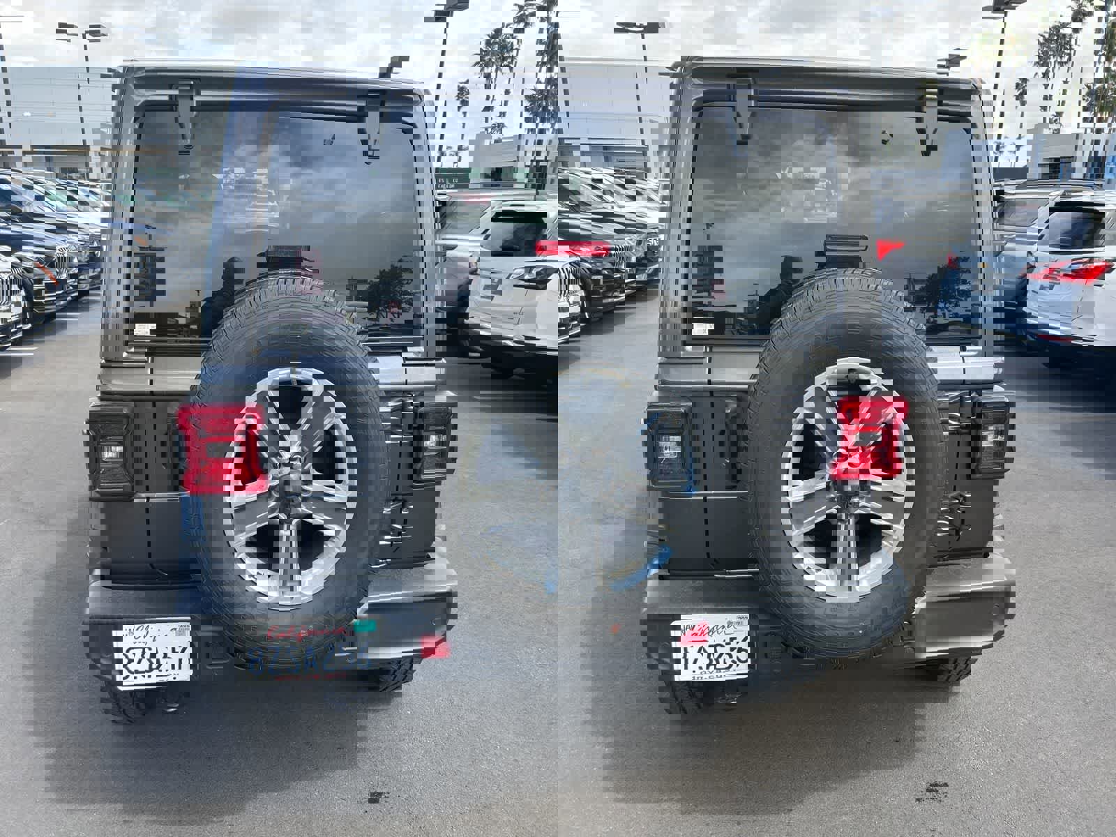 Used 2021 Jeep Wrangler Unlimited Sahara image 5