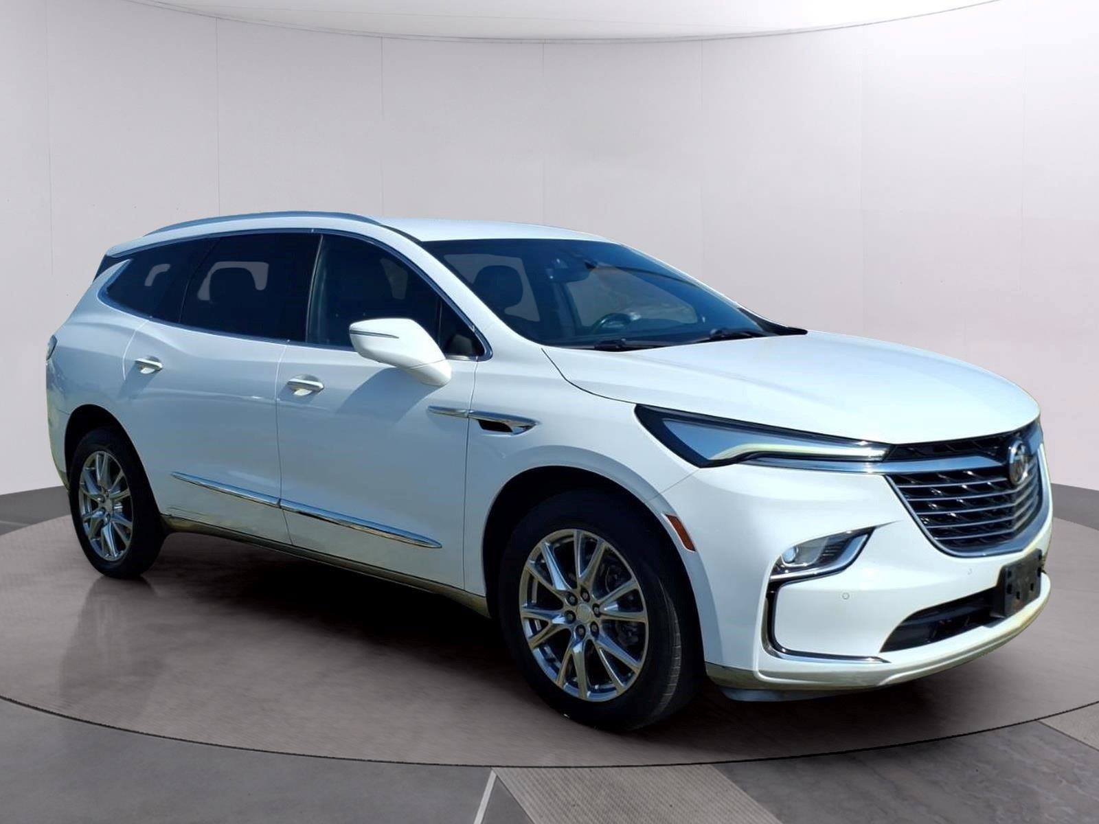 Used 2022 Buick Enclave Premium FWD image 7