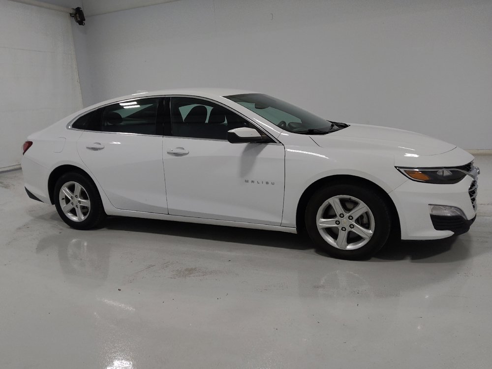Used 2022 Chevrolet Malibu LT FWD image 11