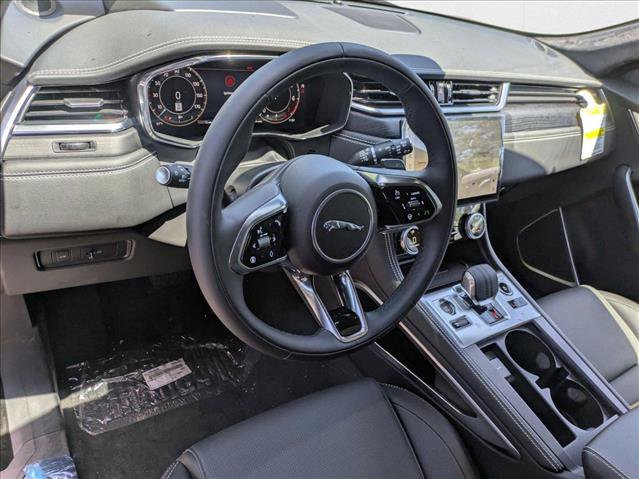 New 2026 Jaguar F-PACE R-Dynamic S image 3