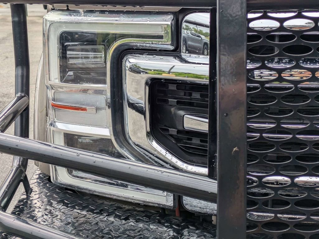 Used 2022 Ford F350 Lariat w/ Tremor Off-Road Package AWD/4WD image 10