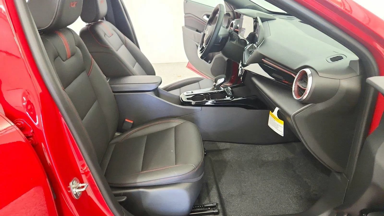 New 2026 Chevrolet Trax RS w/ Driver Confidence Package FWD image 29