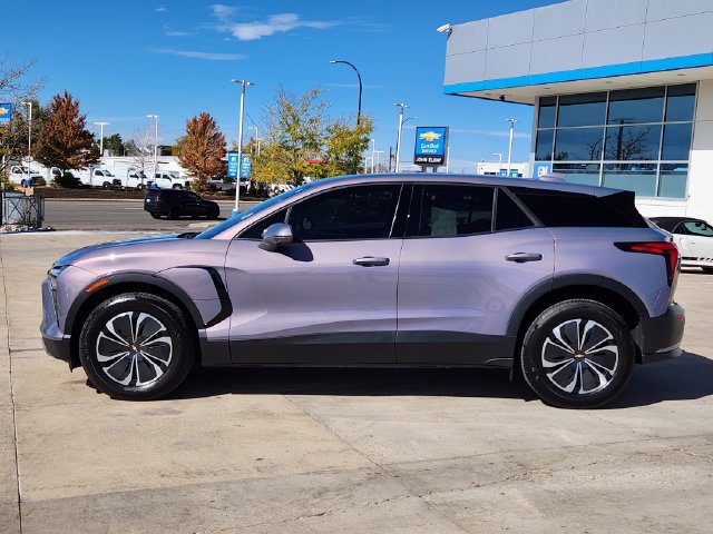 Used 2025 Chevrolet Blazer EV LT AWD/4WD image 4