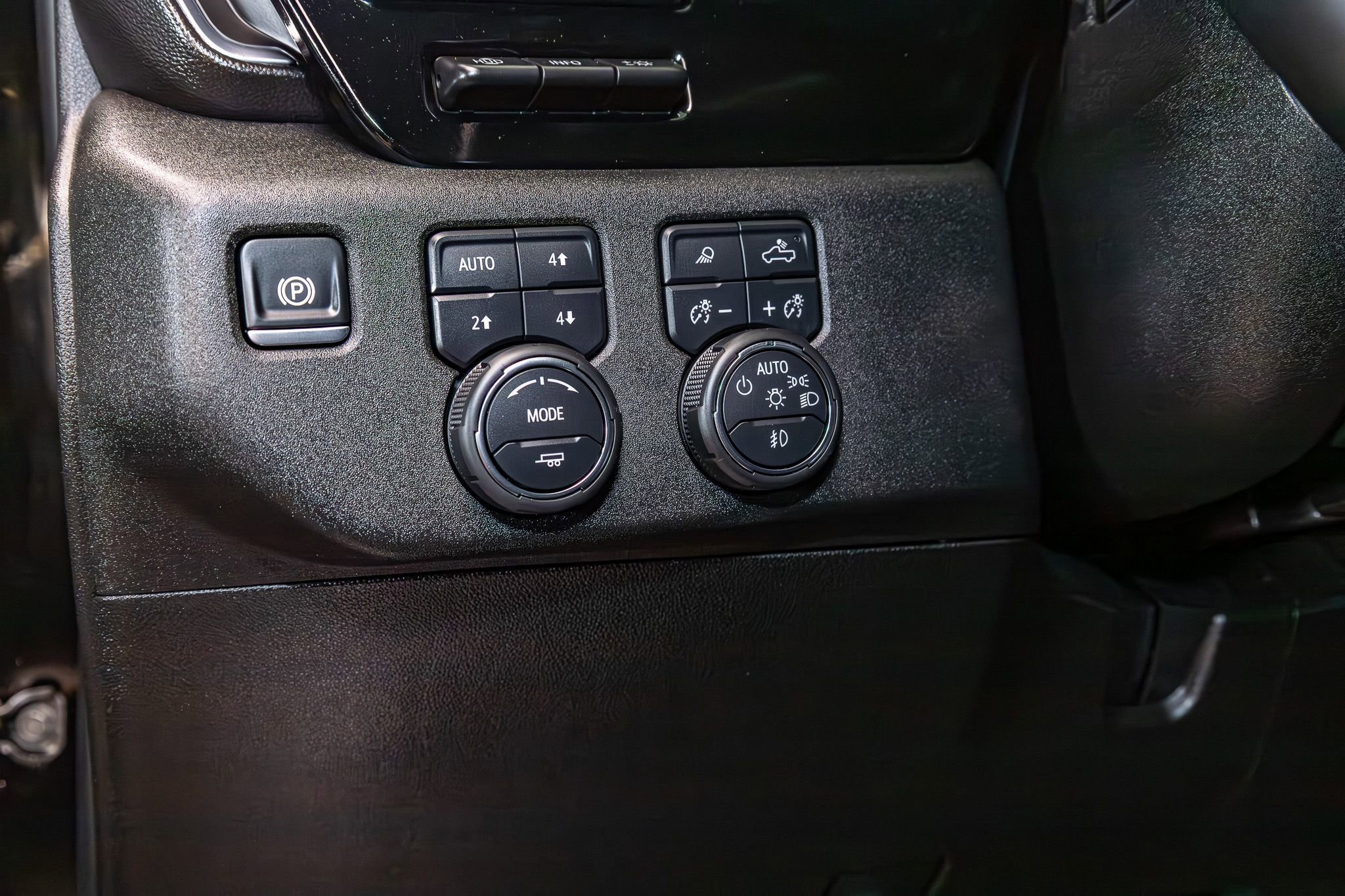 Used 2024 Chevrolet Silverado 2500 High Country w/ Midnight Edition image 21