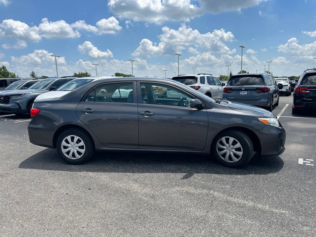 Used 2012 Toyota Corolla L FWD image 11