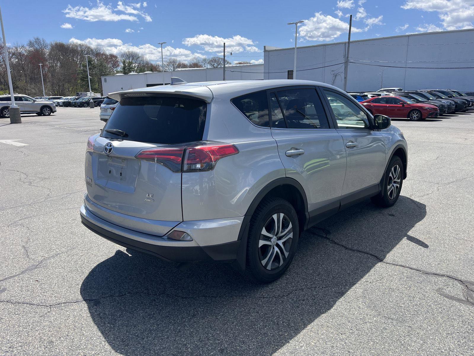 Used 2018 Toyota RAV4 LE w/ All Weather Liner Package AWD/4WD image 3