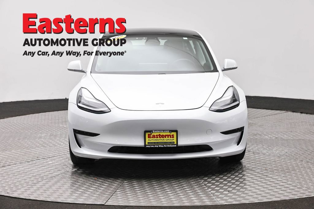 Used 2020 Tesla Model 3 Standard Range Plus RWD image 2