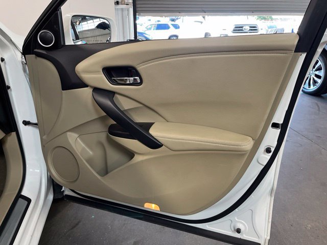 Used 2017 Acura RDX w/ Advance Package FWD image 12