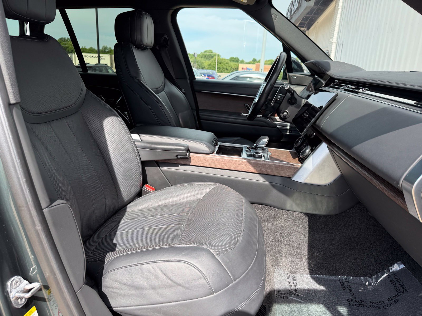 Used 2023 Land Rover Range Rover SE AWD/4WD image 23