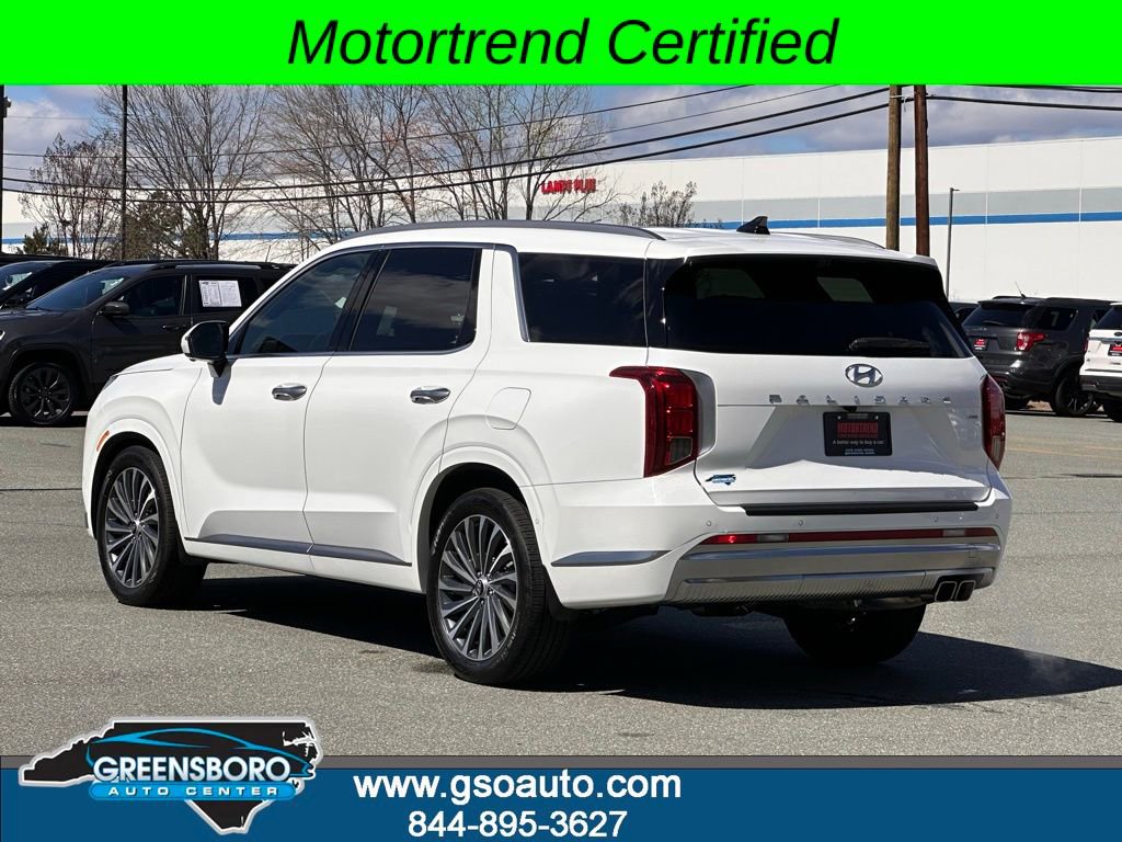 Used 2024 Hyundai Palisade Calligraphy image 3