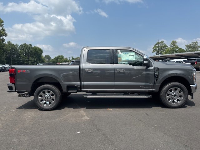 New 2025 Ford F250 Lariat w/ Chrome Package image 6