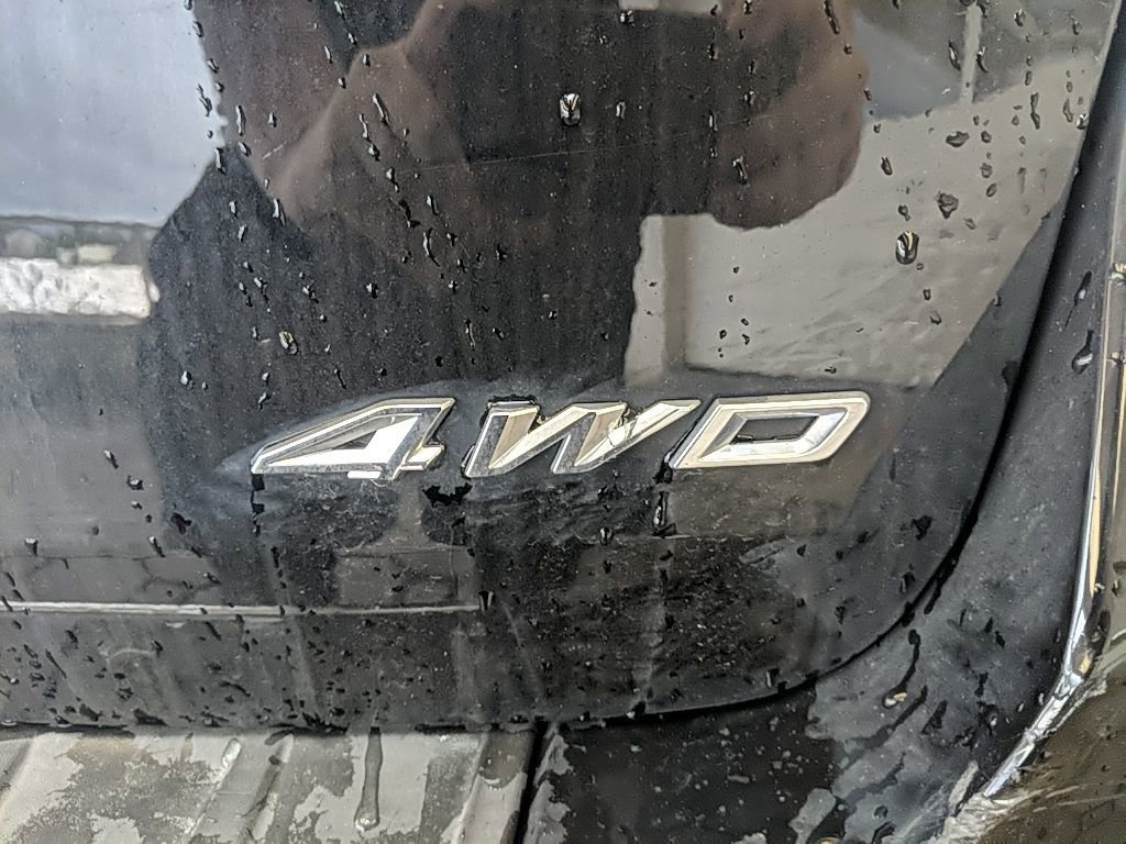 Used 2023 Ford Explorer Limited w/ Limited Technology Package image 8