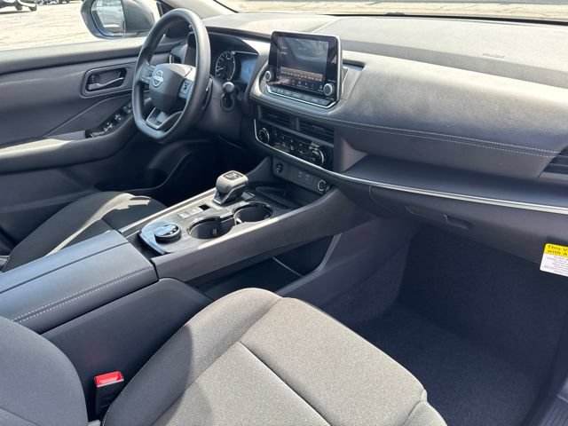 Used 2026 Nissan Rogue S AWD/4WD image 18