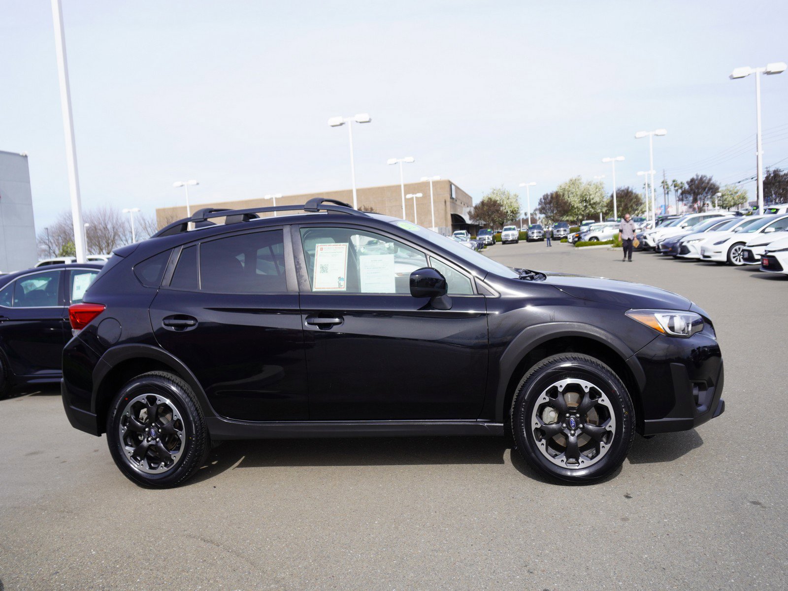 Used 2022 Subaru Crosstrek 2.0i Premium w/ Popular Package #3 image 4