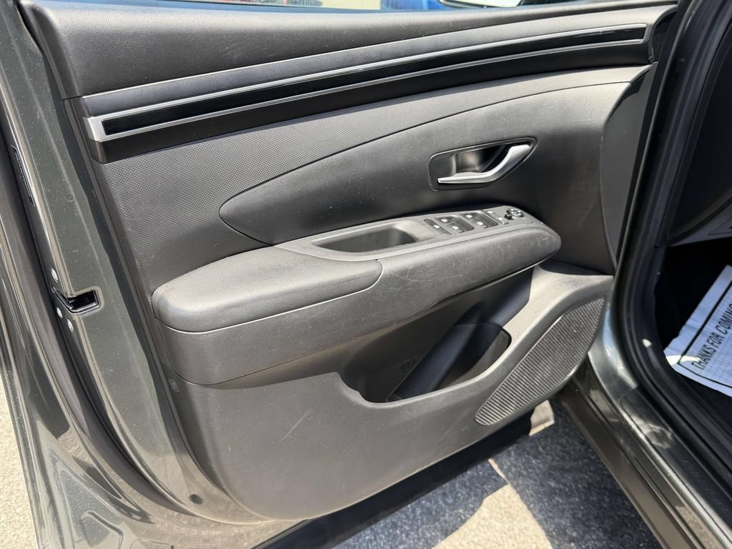 Certified 2022 Hyundai Tucson SE FWD image 16