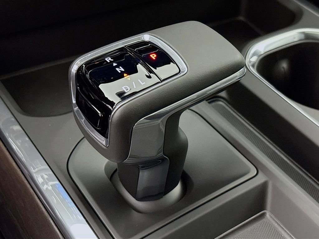 New 2026 GMC Sierra 1500 SLT w/ SLT Premium Package image 17