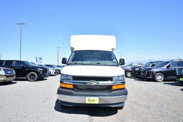 Used 2021 Chevrolet Express 3500 w/ Power Convenience Package image 6