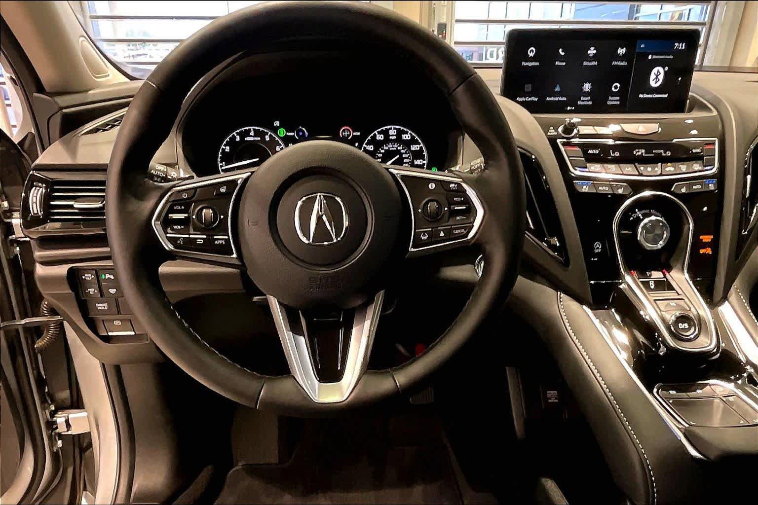 Used 2025 Acura RDX SH-AWD w/ Advance Package image 6