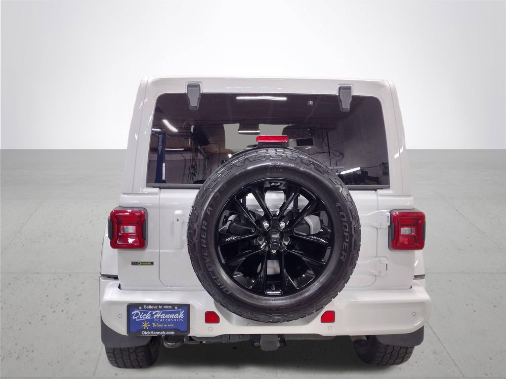 Used 2020 Jeep Wrangler Unlimited Sahara image 15